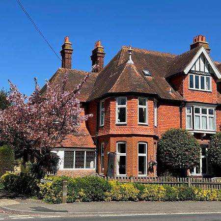 Forest Side Guesthouse Lyndhurst Bagian luar foto
