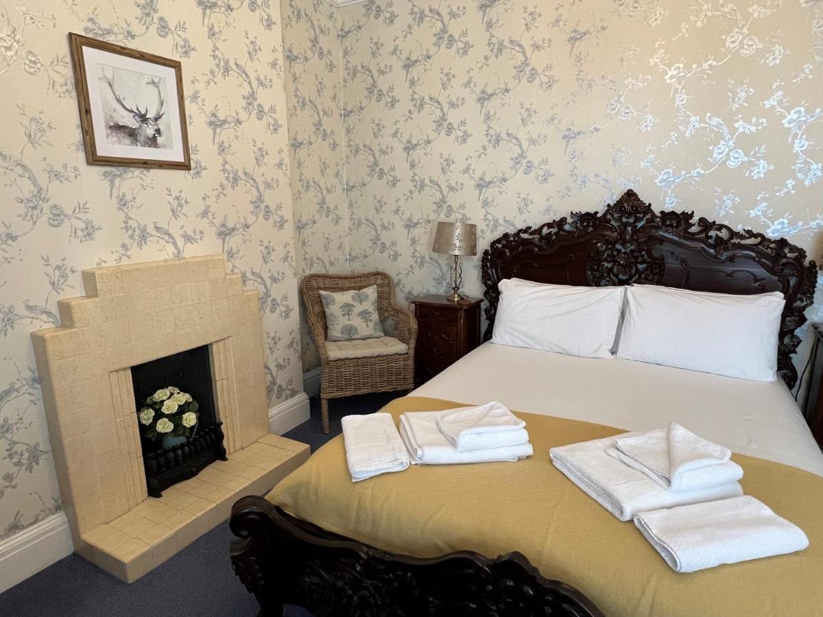 Forest Side Guesthouse Lyndhurst Bagian luar foto