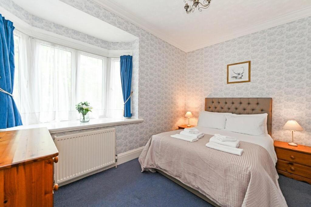 Forest Side Guesthouse Lyndhurst Bagian luar foto