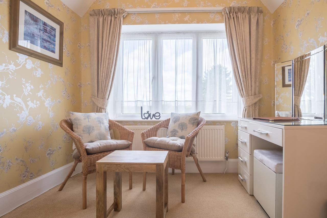 Forest Side Guesthouse Lyndhurst Bagian luar foto