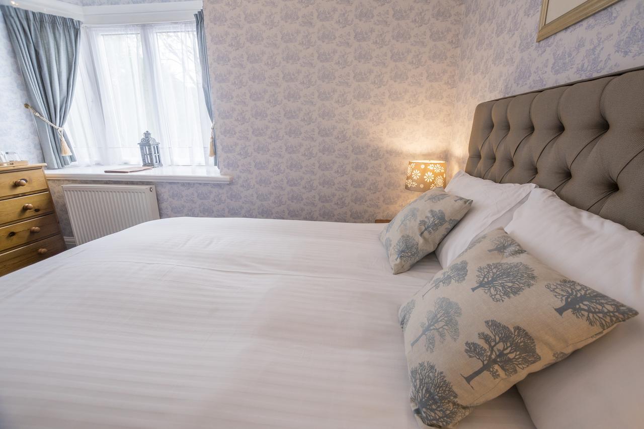 Forest Side Guesthouse Lyndhurst Bagian luar foto